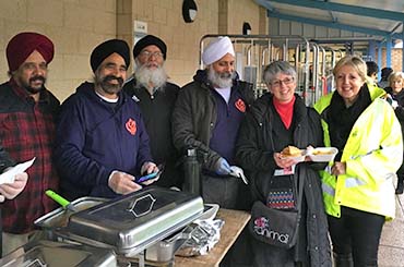 flood recovery hot food